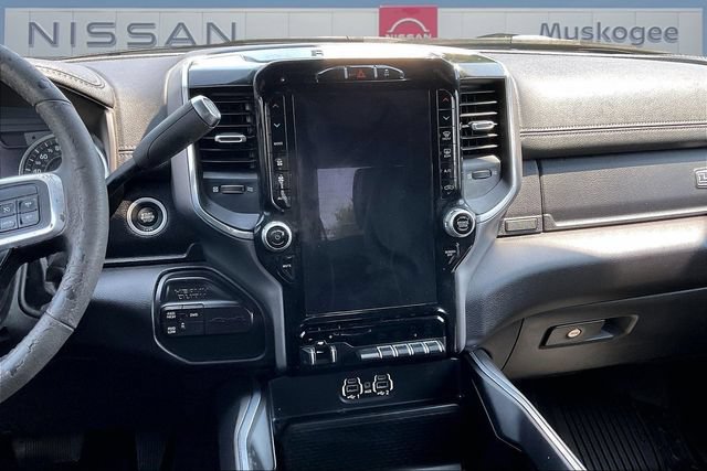Used 2022 RAM 3500 Laramie AWD/4WD image 10