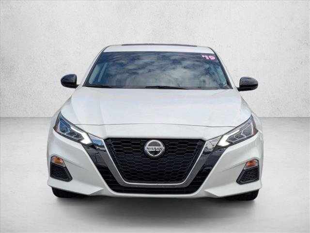 Used 2019 Nissan Altima 2.5 SR w/ SR Premium Package FWD video 2