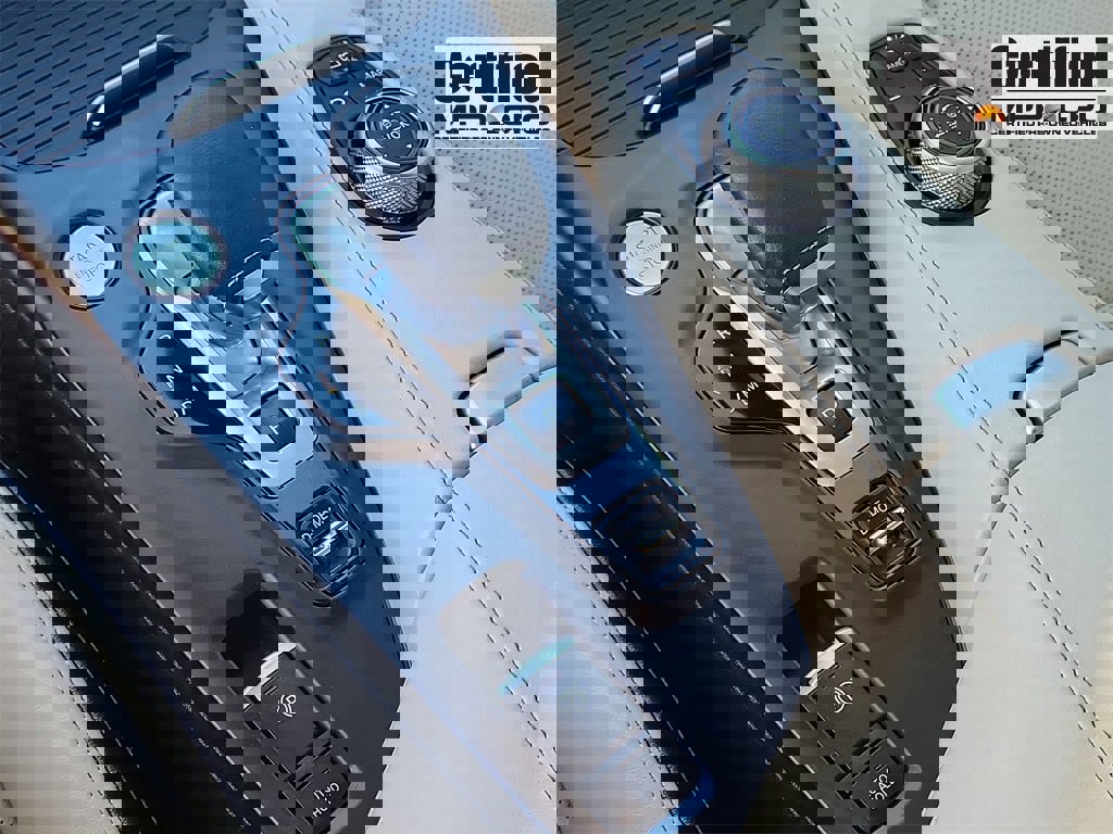 Used 2022 INFINITI QX50 Sensory image 23