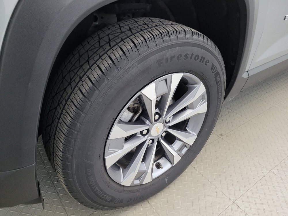Used 2025 Chevrolet Equinox LT FWD image 31