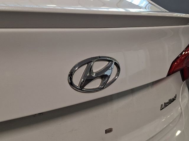Used 2017 Hyundai Sonata Limited w/ Tech Package 03 FWD image 31