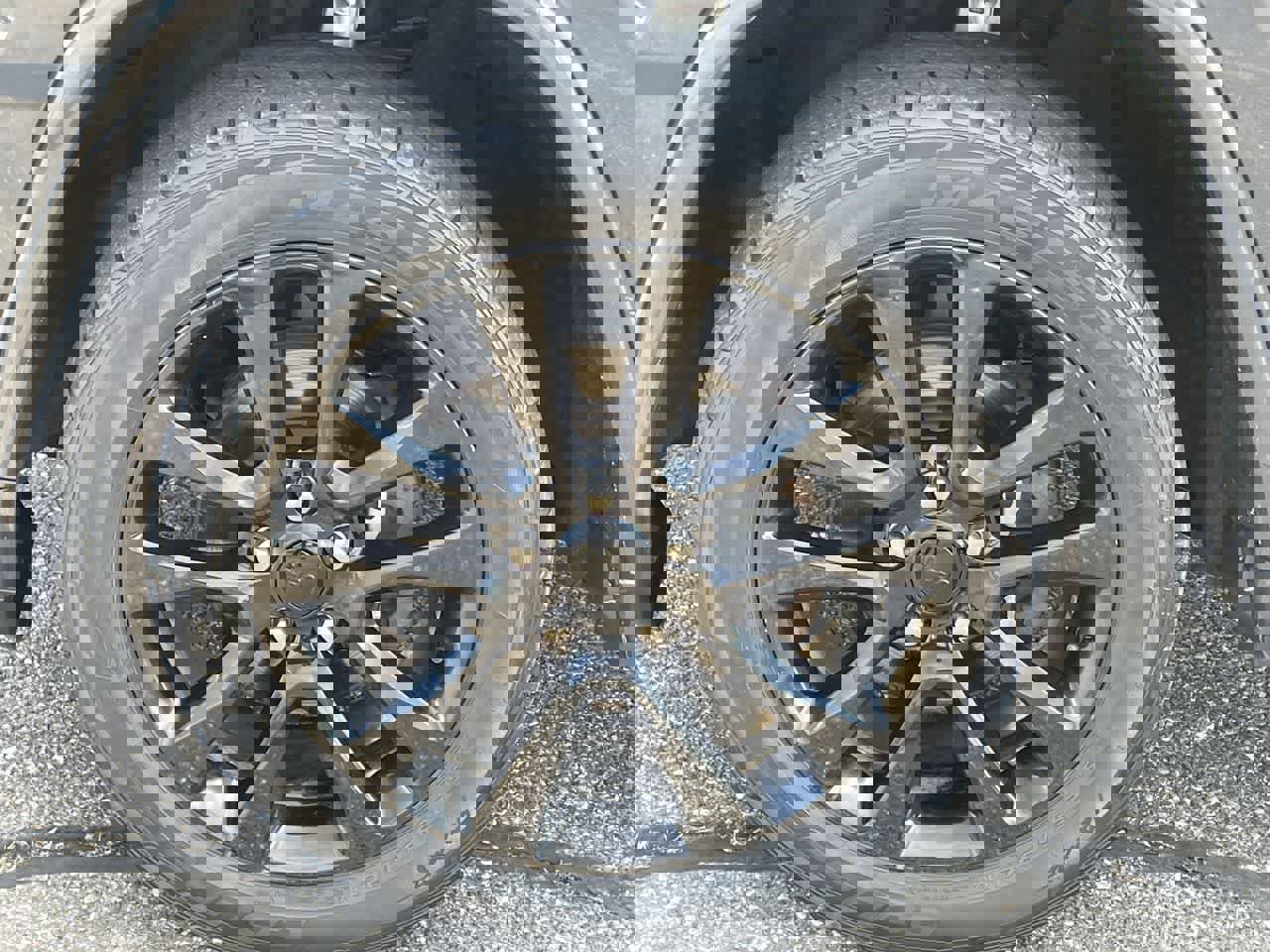 Used 2017 Jeep Grand Cherokee Altitude image 36