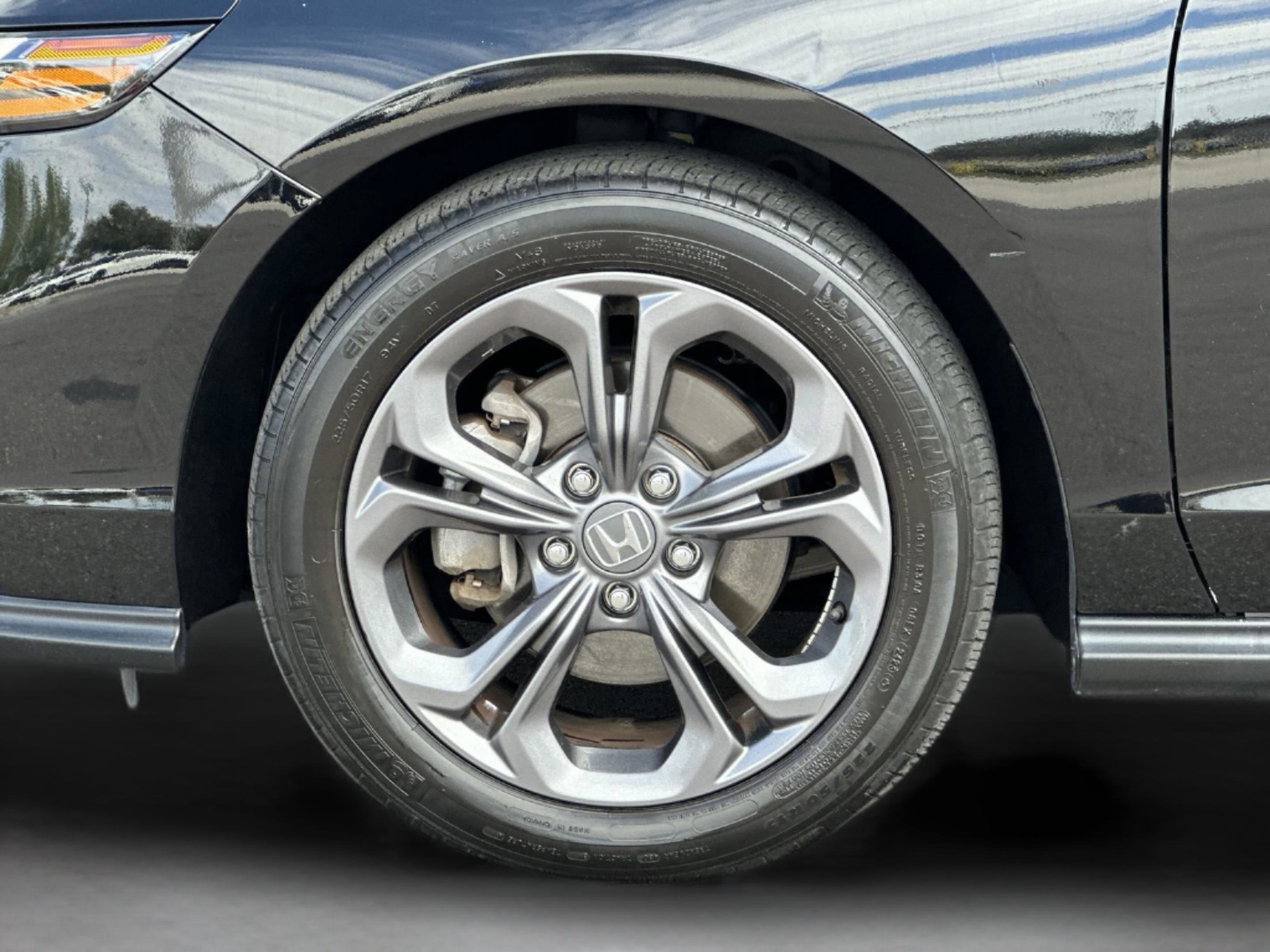 Used 2023 Honda Accord EX image 27