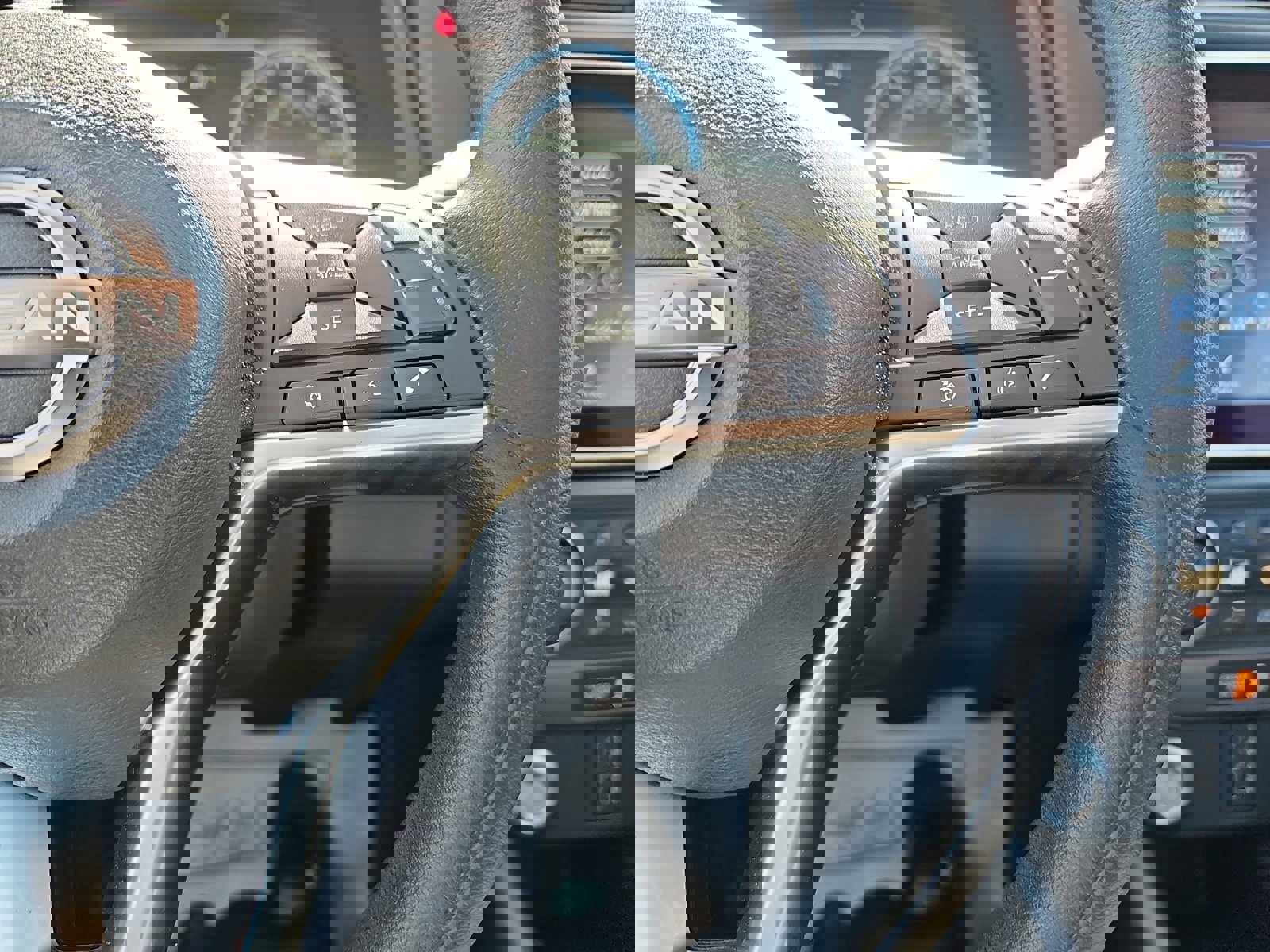 Used 2023 Nissan Leaf S FWD image 18