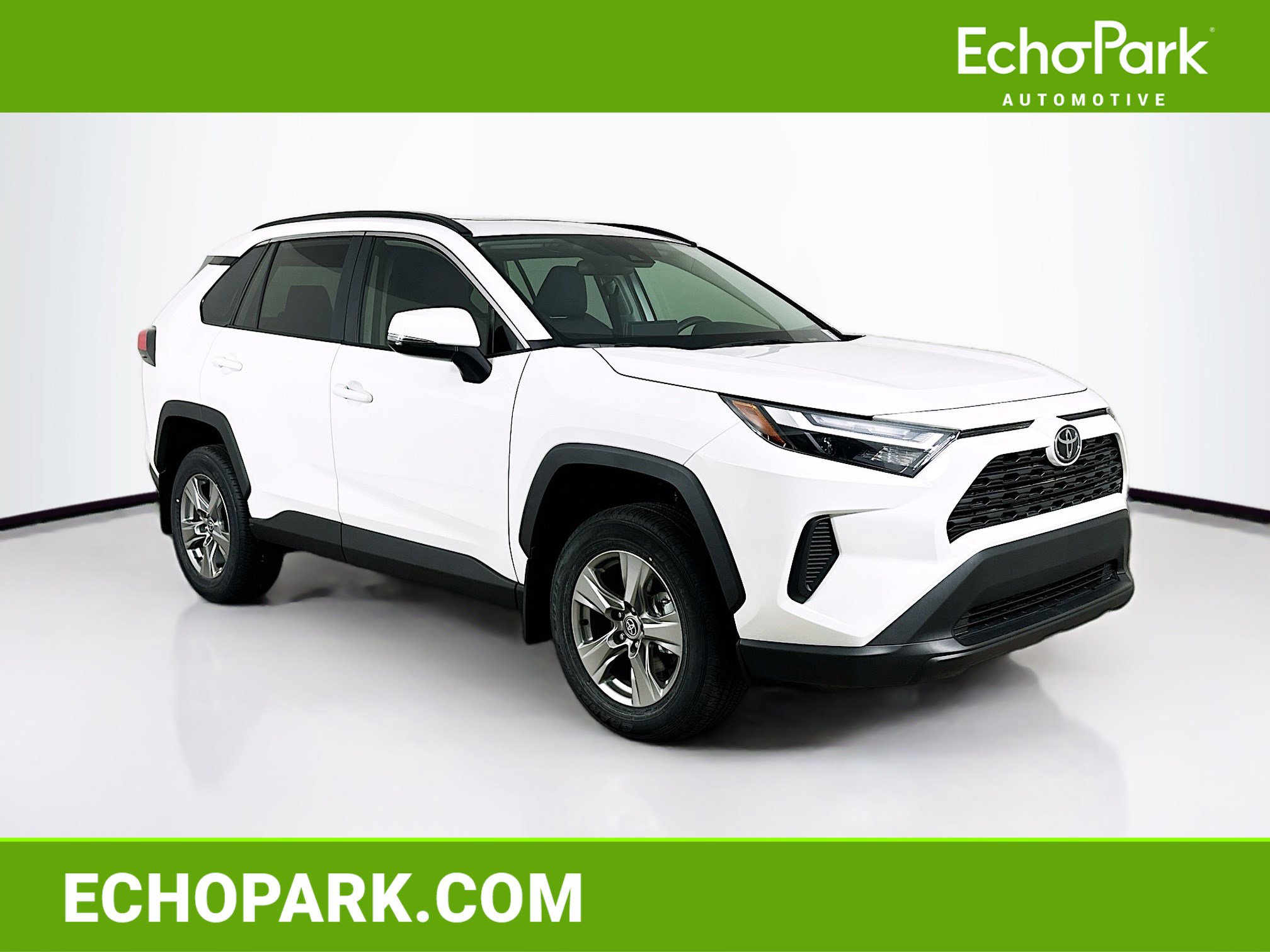 Used 2025 Toyota RAV4 XLE w/ Convenience Package image 1