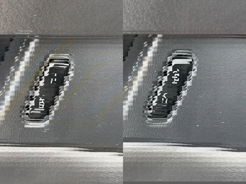 Used 2022 MAZDA CX-30 AWD 2.5 S w/ Select Package image 24