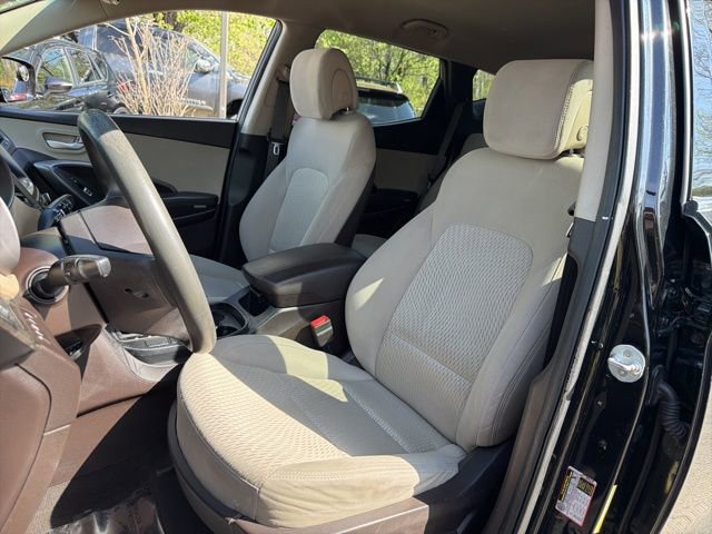 Used 2017 Hyundai Santa Fe Sport image 7