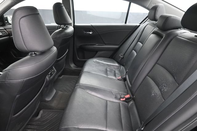 Used 2017 Honda Accord EX-L image 19