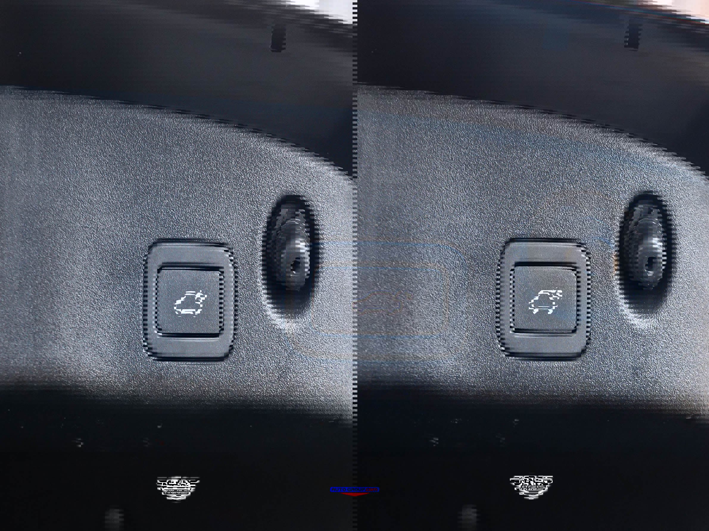 Used 2018 Jaguar XJ L Portfolio image 54