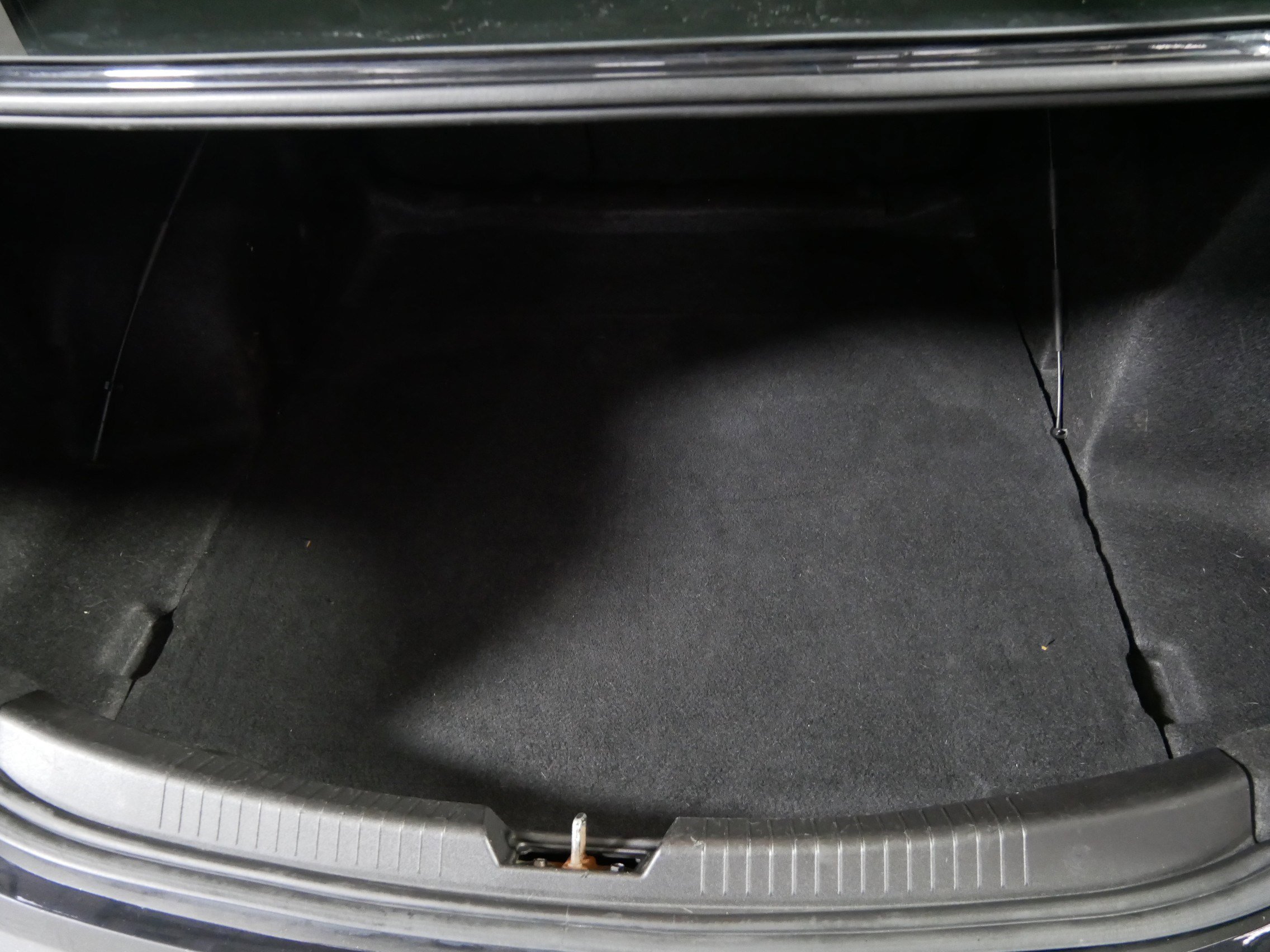 Used 2016 Chevrolet Malibu LT w/ Leather Package image 18