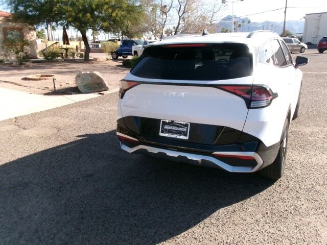 Used 2025 Kia Sportage SX image 9