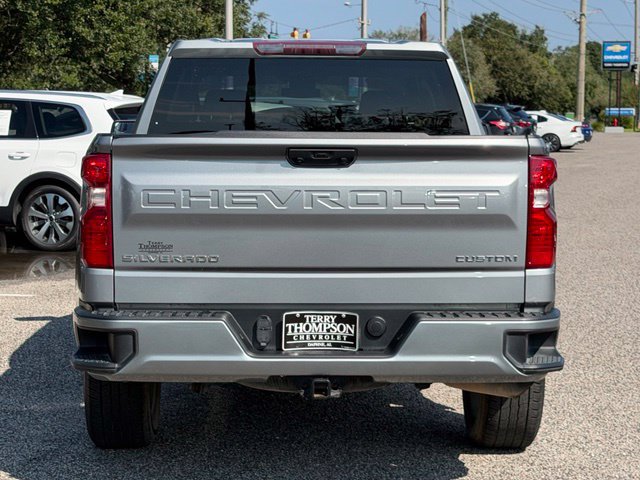 Used 2023 Chevrolet Silverado 1500 Custom AWD/4WD image 3