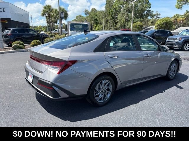 Used 2024 Hyundai Elantra SEL FWD image 6