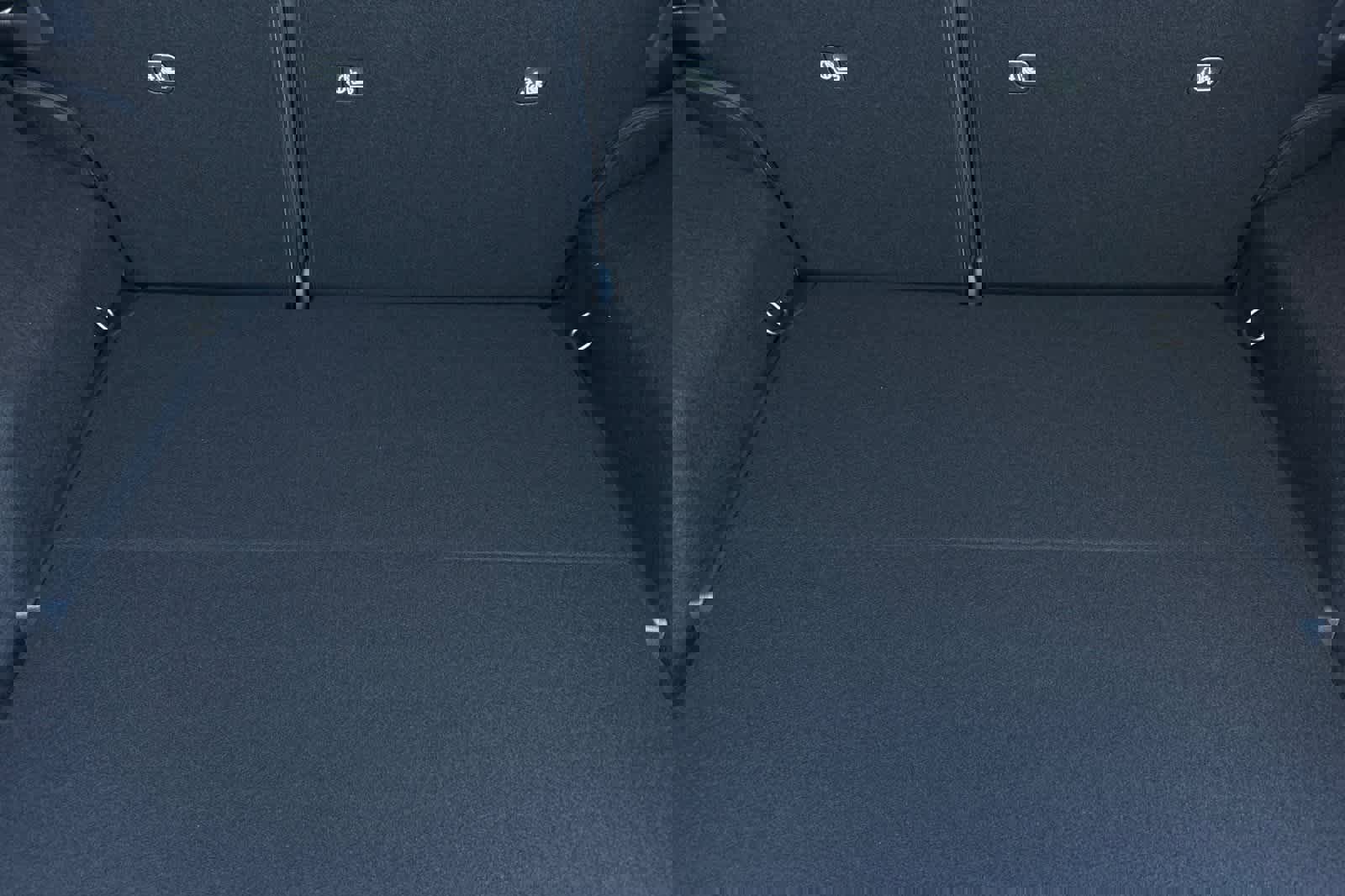 New 2026 Nissan Kicks SR image 18