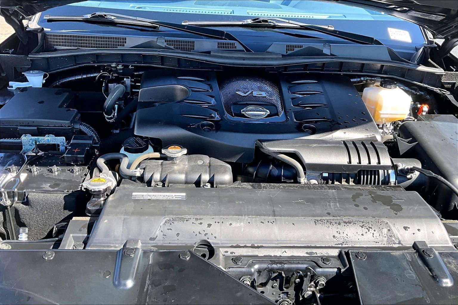 Used 2023 Nissan Armada SL w/ Midnight Edition Package image 31