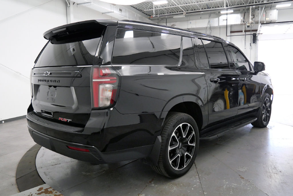 Used 2023 Chevrolet Suburban RST w/ Luxury Package AWD/4WD image 8