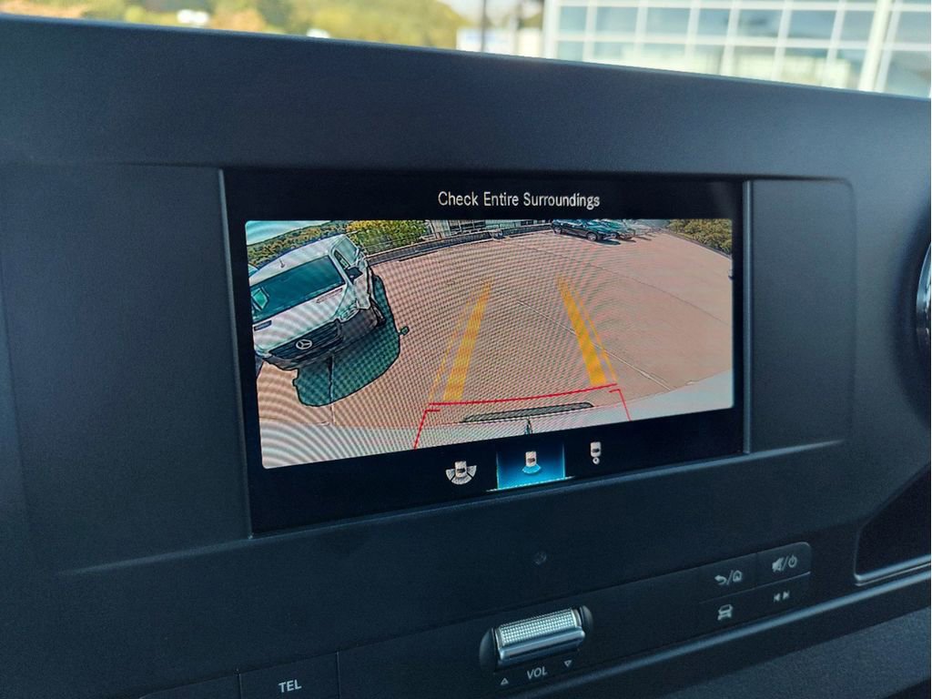 Used 2024 Mercedes-Benz Sprinter 2500 image 26