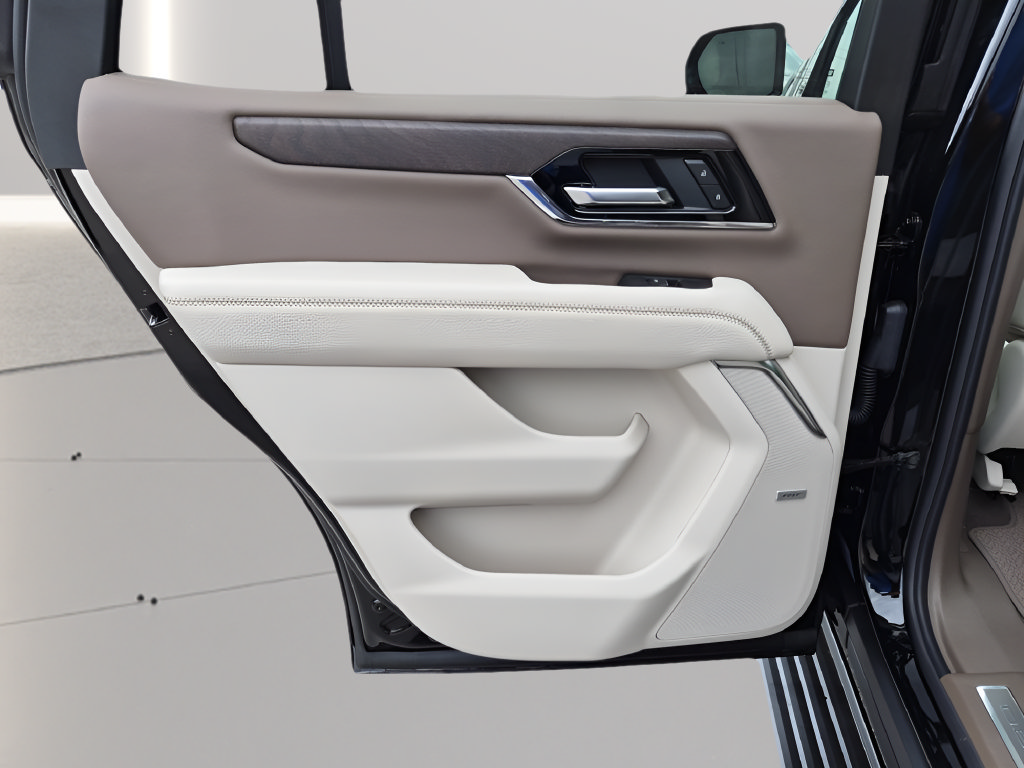 New 2026 GMC Yukon Denali w/ Denali Reserve Package AWD/4WD image 32