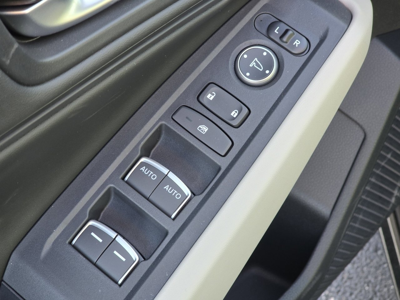 New 2025 Honda Accord EX-L image 25