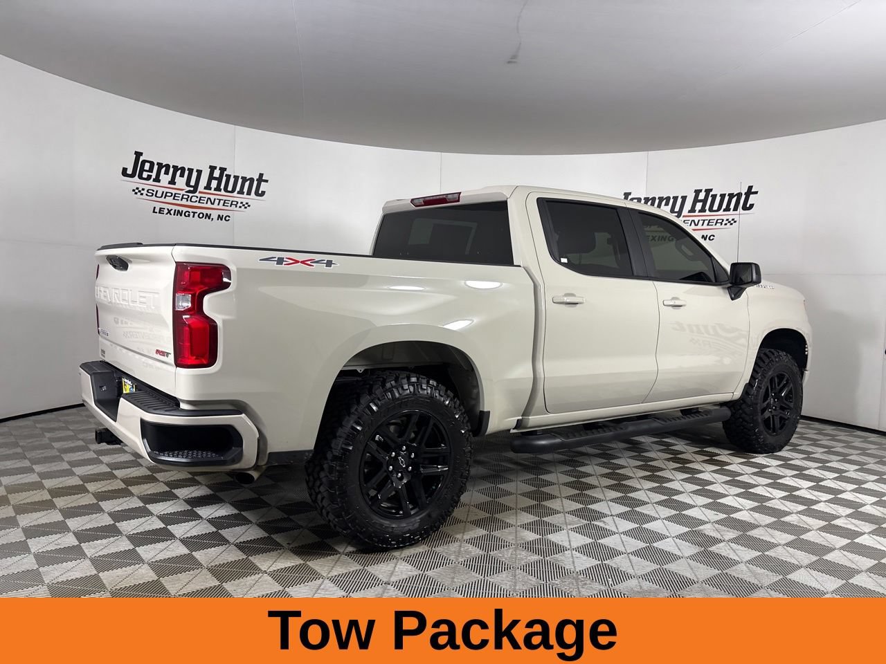 Used 2026 Chevrolet Silverado 1500 RST w/ RST Select Package AWD/4WD image 5
