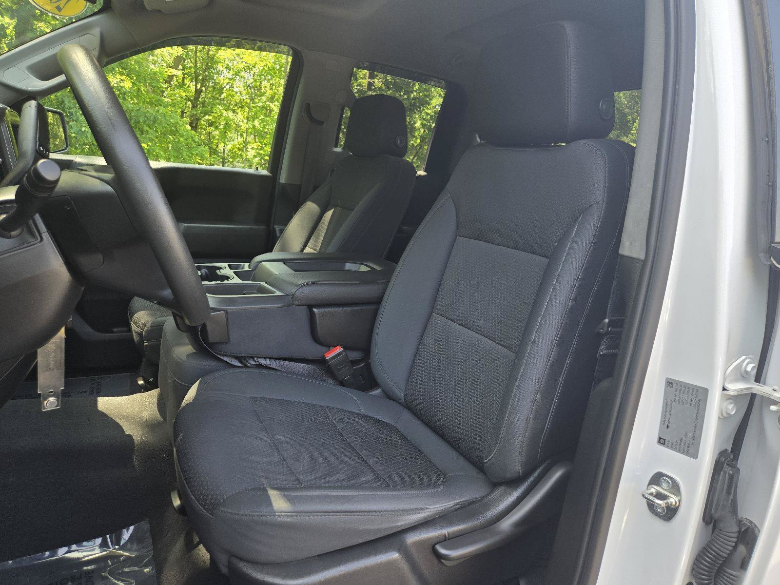 Used 2019 Chevrolet Silverado 1500 Custom Trail Boss w/ Custom Convenience Package AWD/4WD image 12