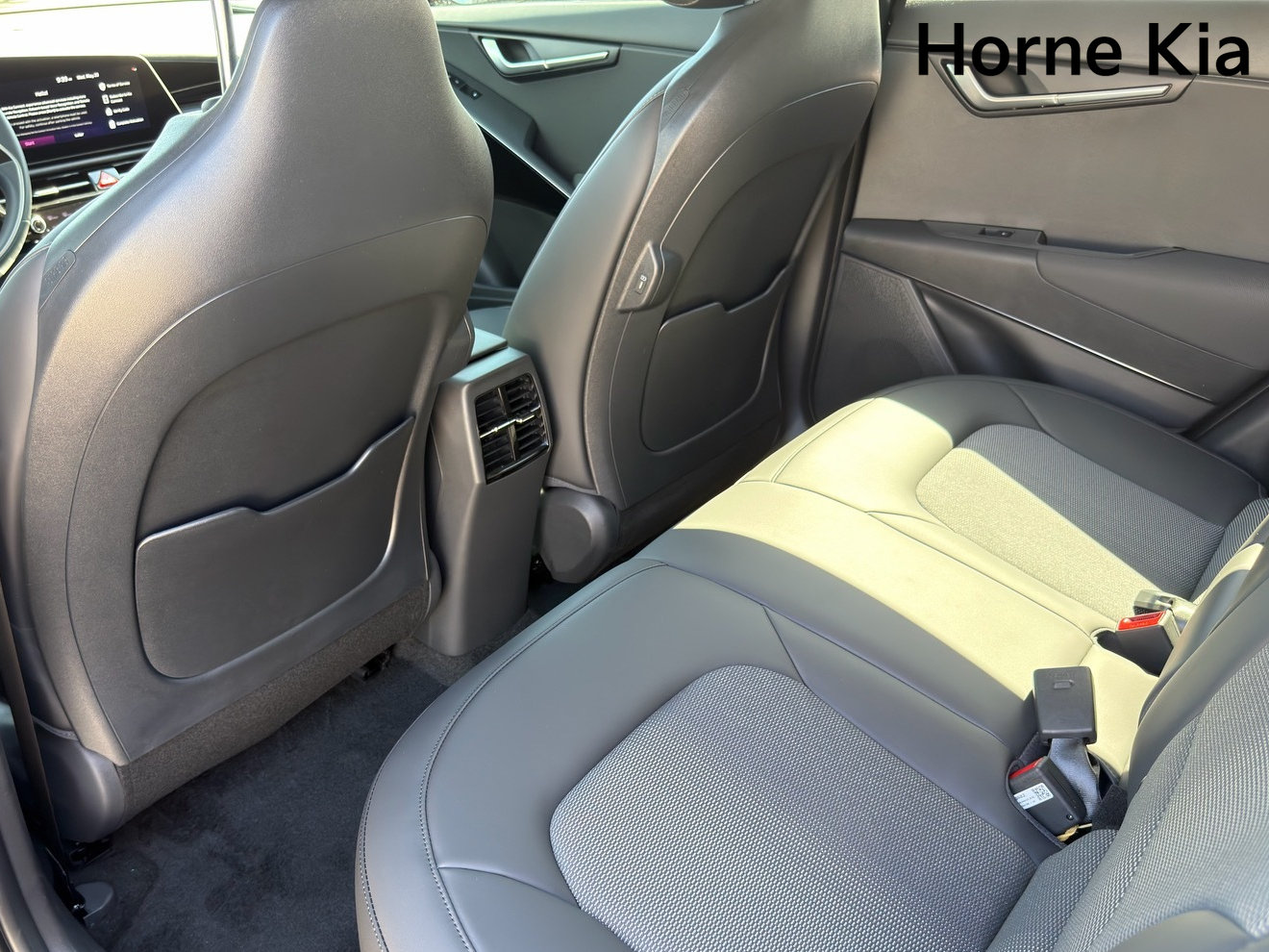 New 2026 Kia Niro Wind FWD image 18