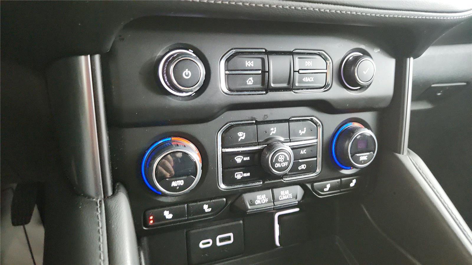 Used 2023 Chevrolet Tahoe LT AWD/4WD image 51