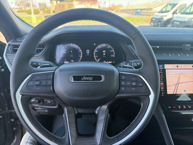New 2026 Jeep Grand Cherokee Altitude AWD/4WD image 9