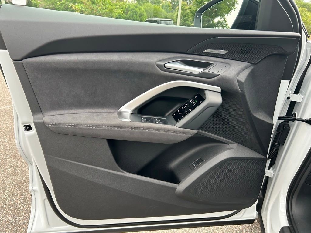 New 2026 Audi SQ5 Premium Plus AWD/4WD image 17