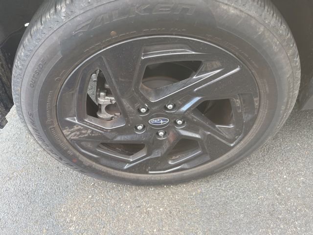 Used 2025 Subaru Crosstrek 2.5i Sport w/ Crosstrek Mirror Package image 4