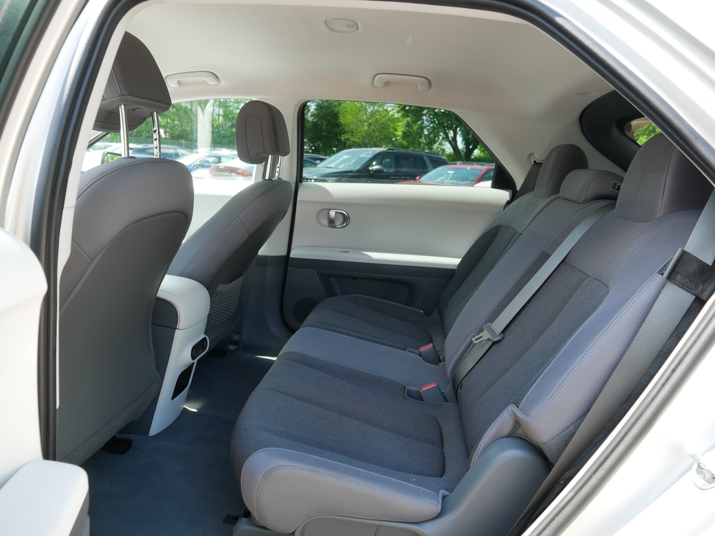 Used 2024 Hyundai Ioniq 5 SEL AWD/4WD image 35