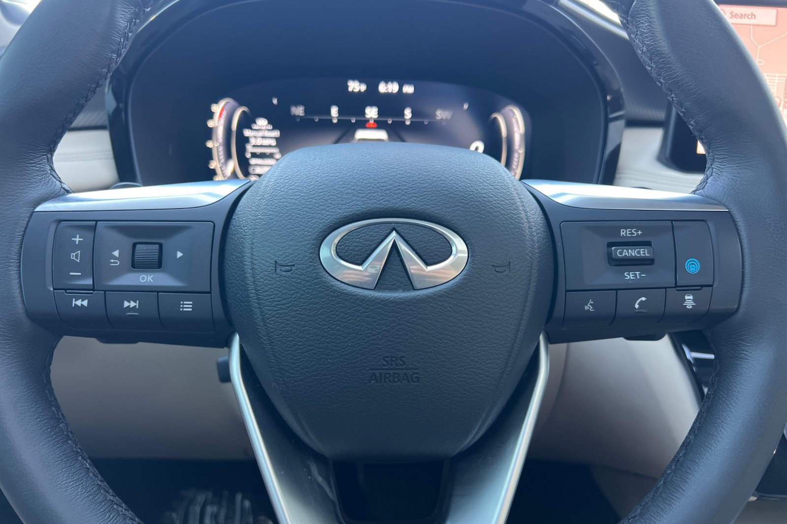 Used 2022 INFINITI QX60 Luxe w/ Performance Audio Package AWD/4WD image 24