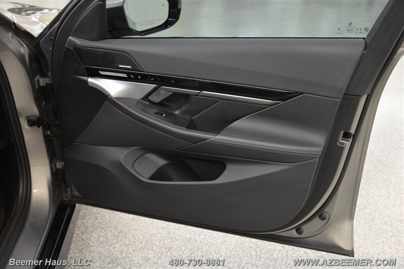 Used 2024 BMW 530i w/ M Sport Package image 42