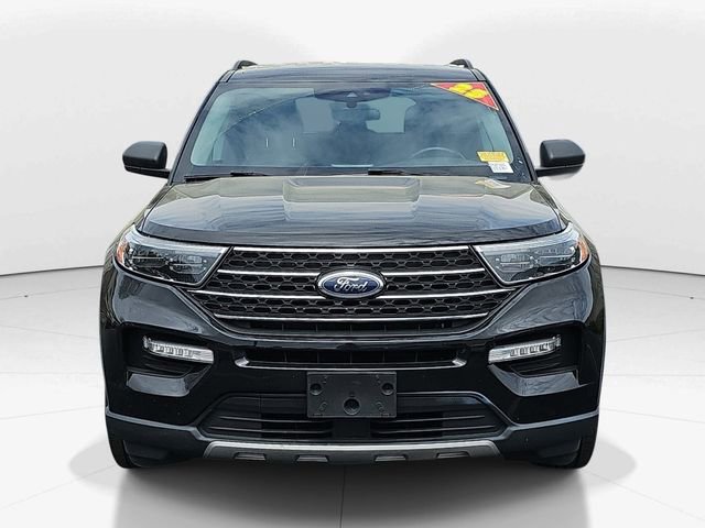 Used 2023 Ford Explorer XLT w/ Equipment Group 202A image 10