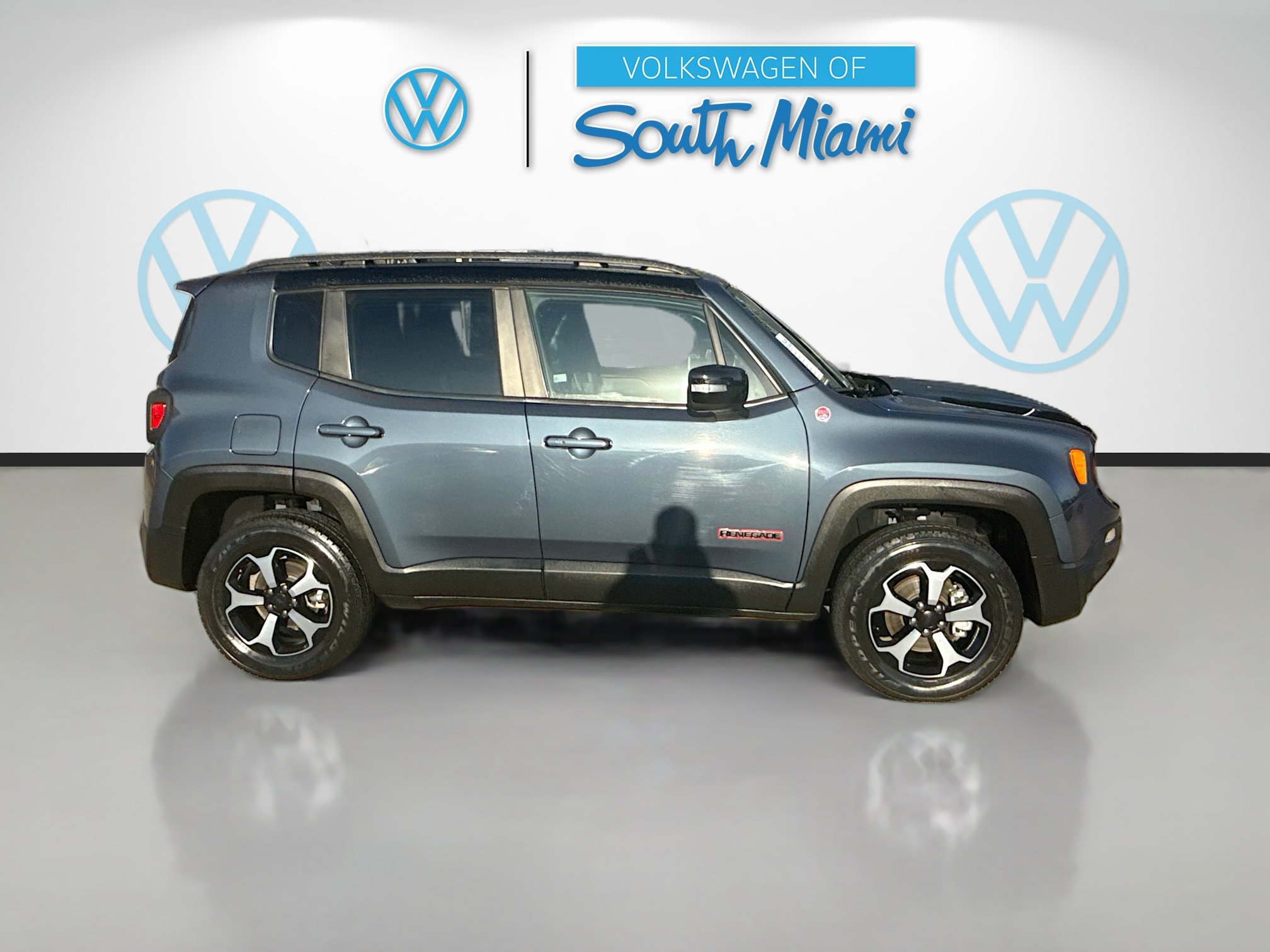 Used 2022 Jeep Renegade Trailhawk image 8