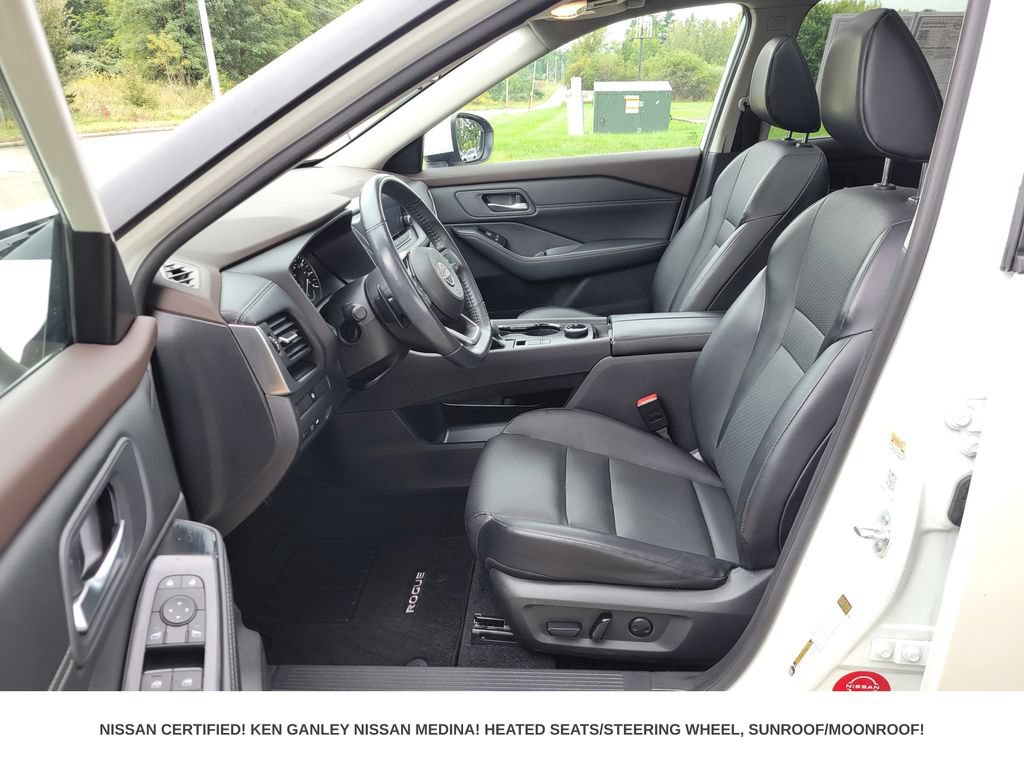 Certified 2023 Nissan Rogue SV w/ SV Premium B Package AWD/4WD image 39