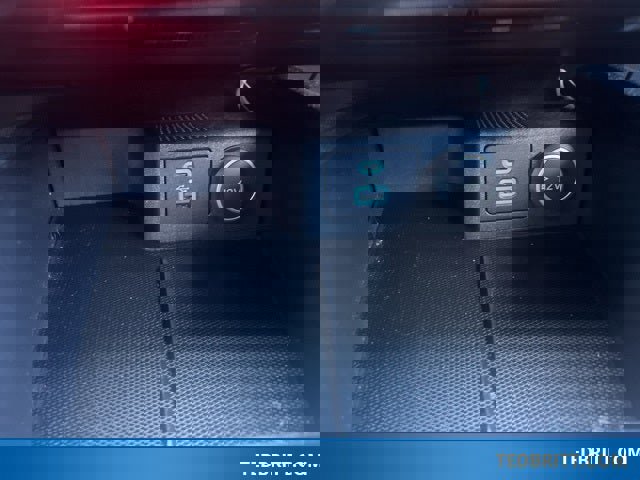 Certified 2021 Ford Escape SE w/ SE Sport Appearance Package image 34