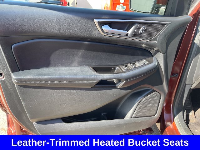 Used 2016 Ford Edge SEL w/ Equipment Group 201A AWD/4WD image 10