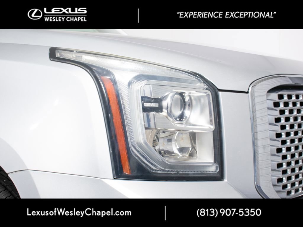 Used 2016 GMC Yukon XL Denali RWD image 3
