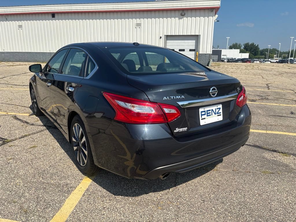 Used 2017 Nissan Altima 2.5 SL FWD image 6