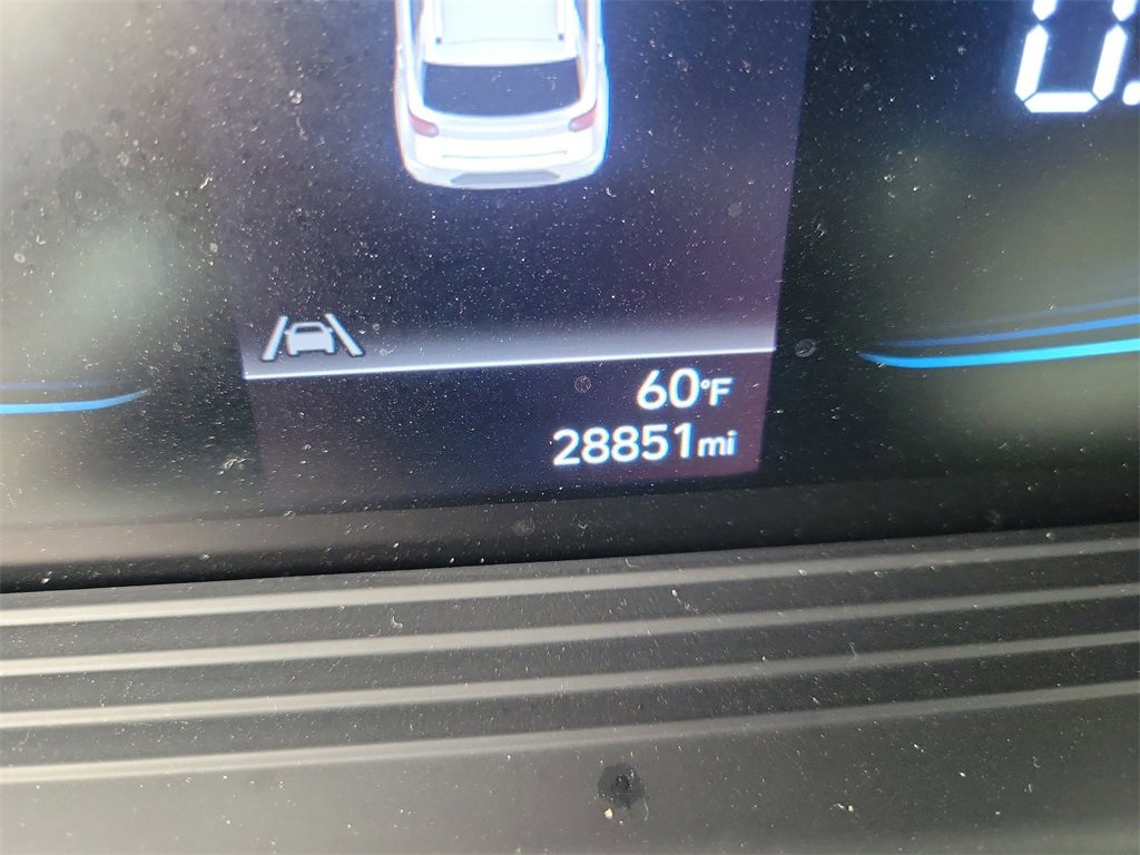 Certified 2023 Hyundai Venue SEL w/ Cargo Package image 27