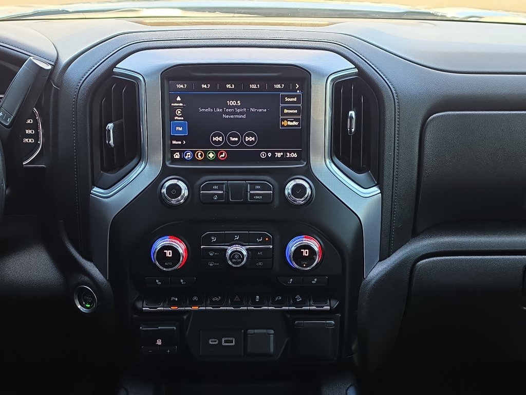 Used 2021 GMC Sierra 1500 Elevation w/ Preferred Package AWD/4WD image 22