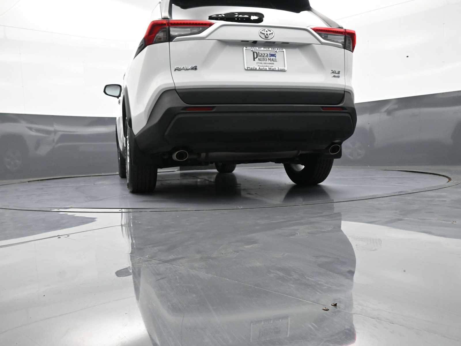 Certified 2021 Toyota RAV4 XLE AWD/4WD image 28