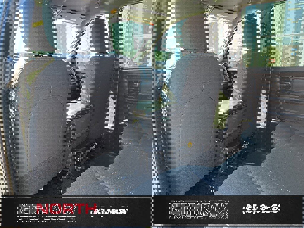 Used 2024 RAM 3500 Tradesman w/ Chrome Appearance Group image 16