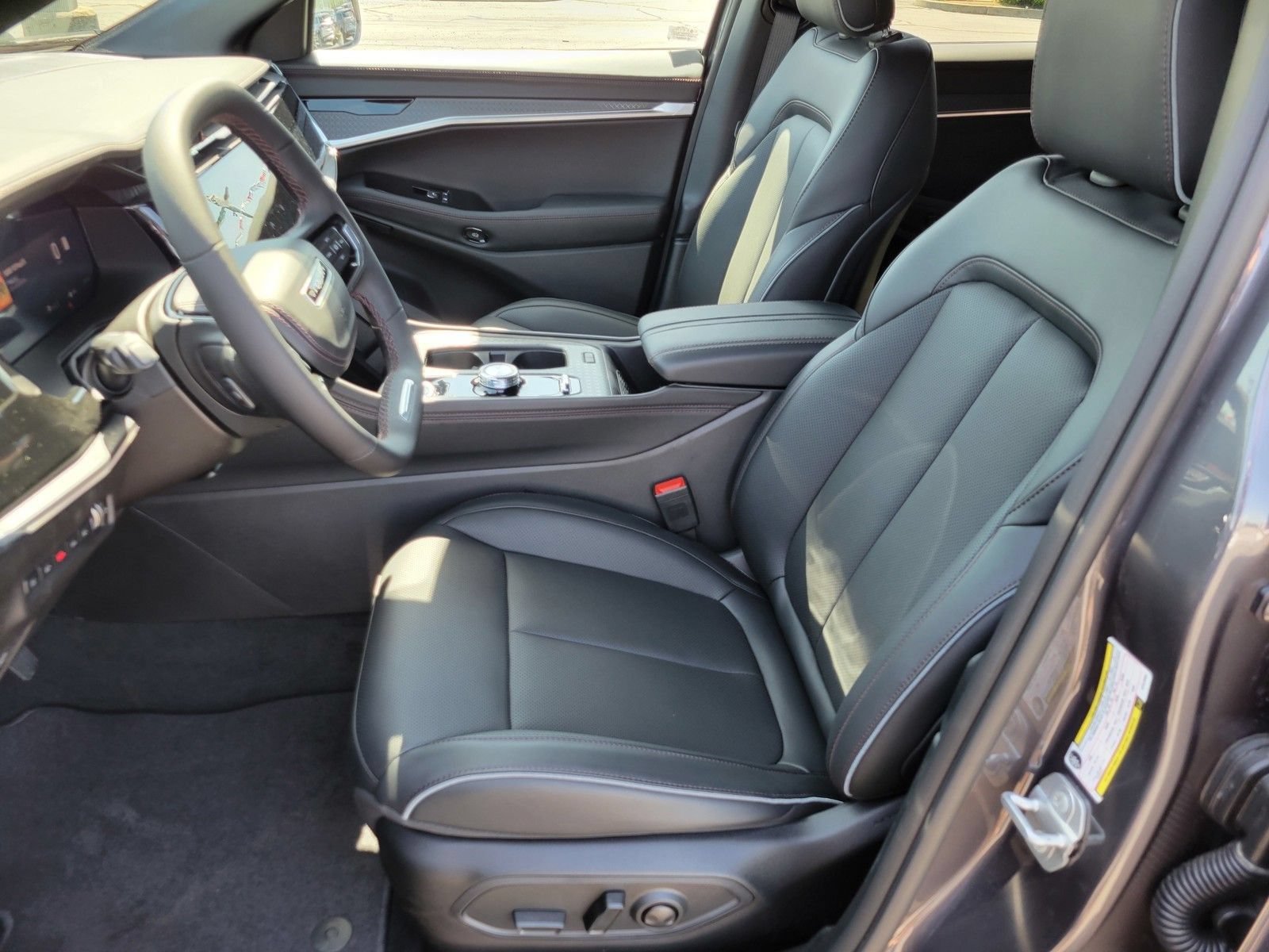 New 2025 Jeep Wagoneer S Limited AWD/4WD image 13