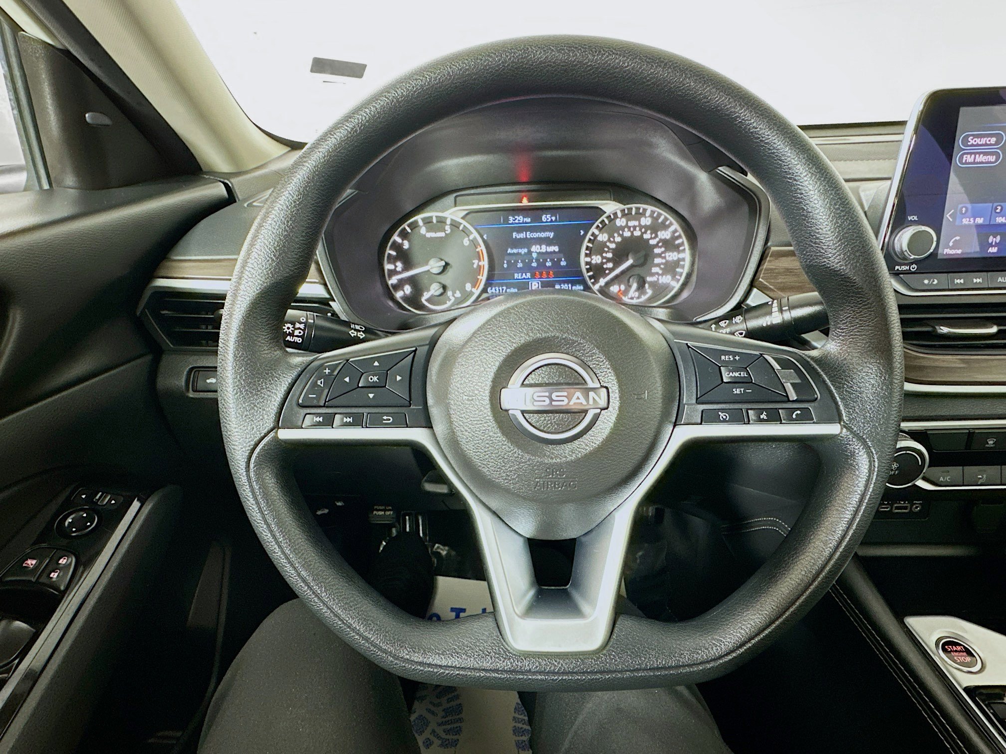 Used 2023 Nissan Altima 2.5 SV image 11