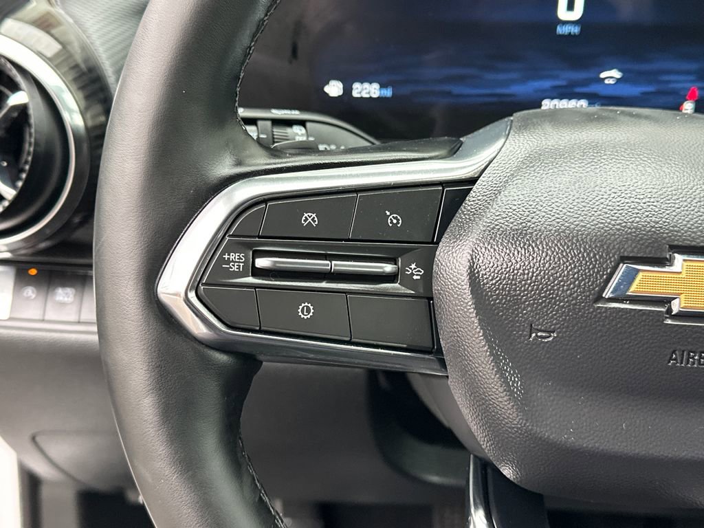 Used 2026 Chevrolet Equinox LT image 24