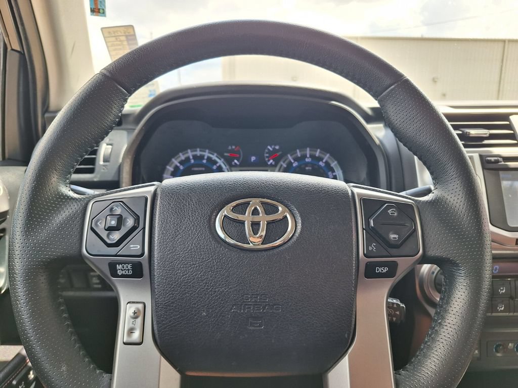 Used 2016 Toyota 4Runner Limited RWD image 17