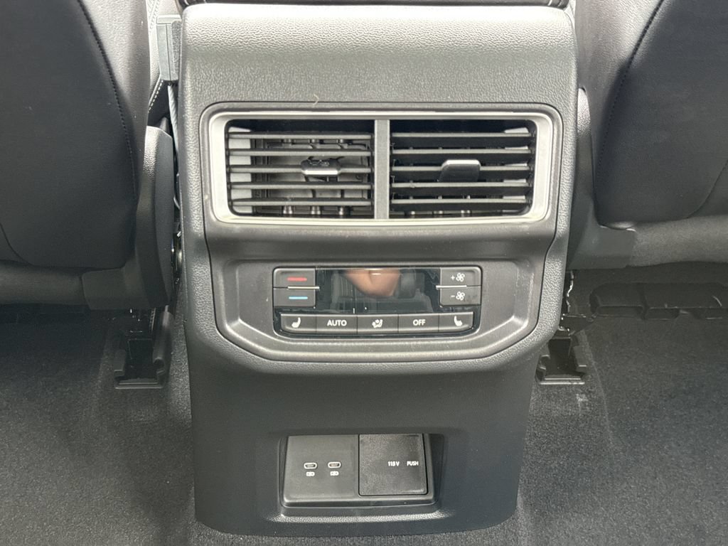 New 2026 Volkswagen Atlas SEL AWD/4WD image 29