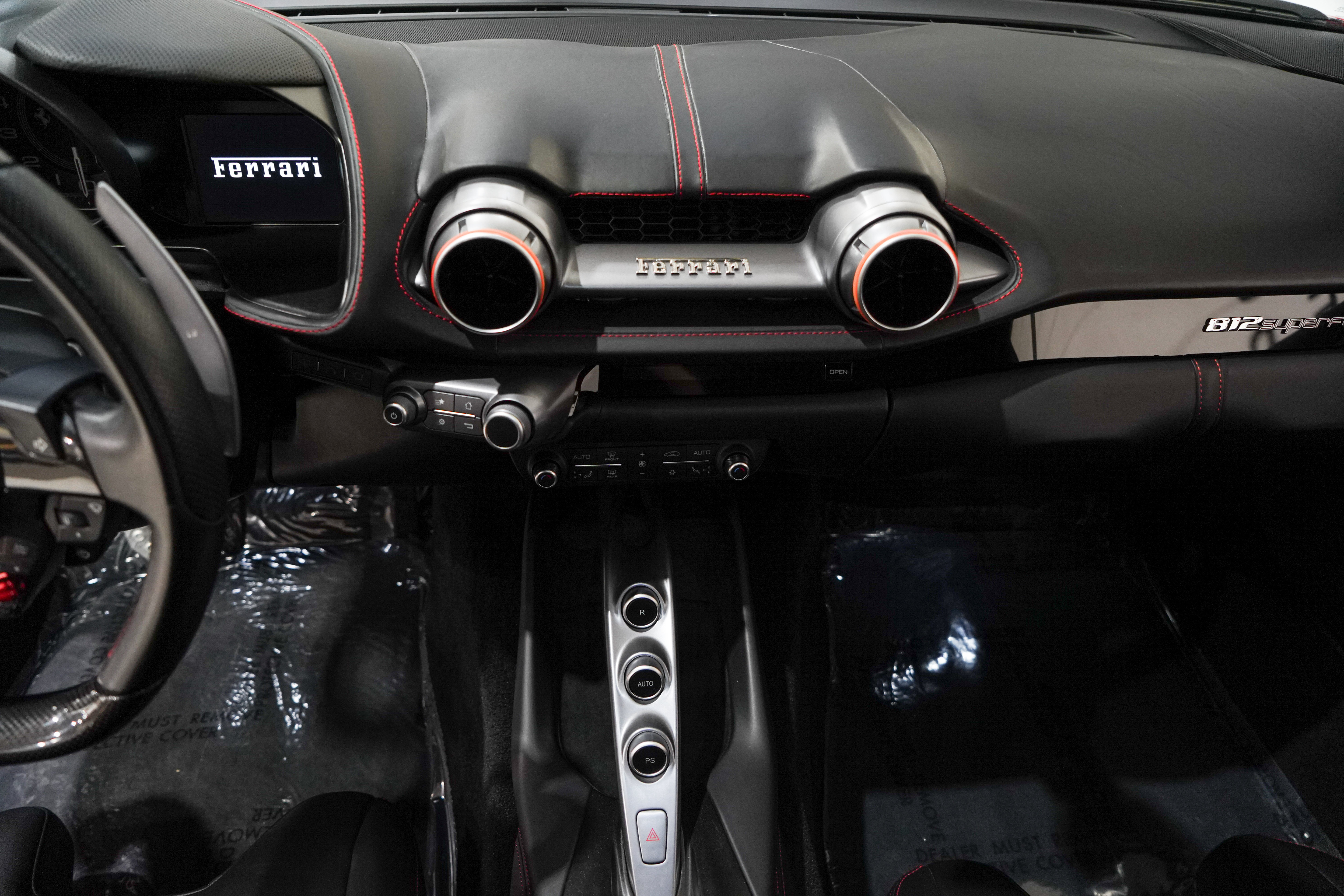Used 2019 Ferrari 812 Superfast RWD image 11